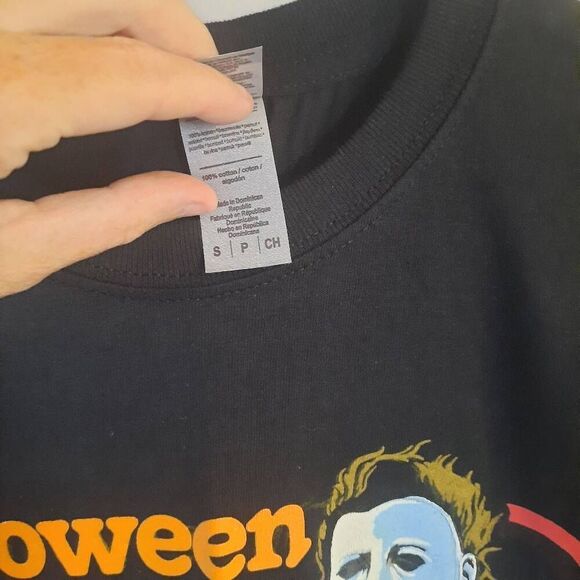 Halloween Horror Shirt S - Picture 3 of 3